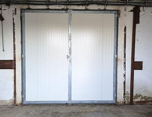 Výměna vrat na farmě